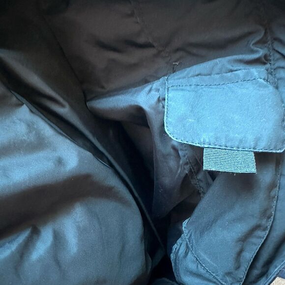 LL Bean Women’s Black Down Insulated Parka Puffer Ultrawarm Jacket M - Picture 11 of 11